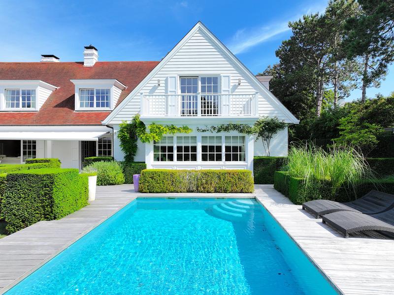 Villa de vacances avec grande piscine extérieure à Knokke