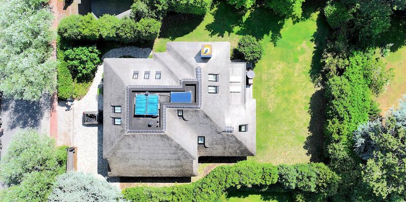 Luxusvilla im Wald von Knokke nahe dem Royal Zoute Golf Club, Aussenansicht